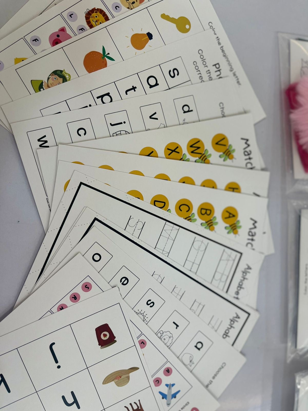 Ultimate Phonics Sound and 3D objects Educational Kit | 26 letters of alphabets included | 100+ worksheet | Reusables