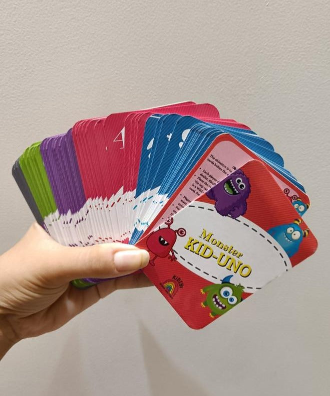 Uno playing card game by KiDIYs