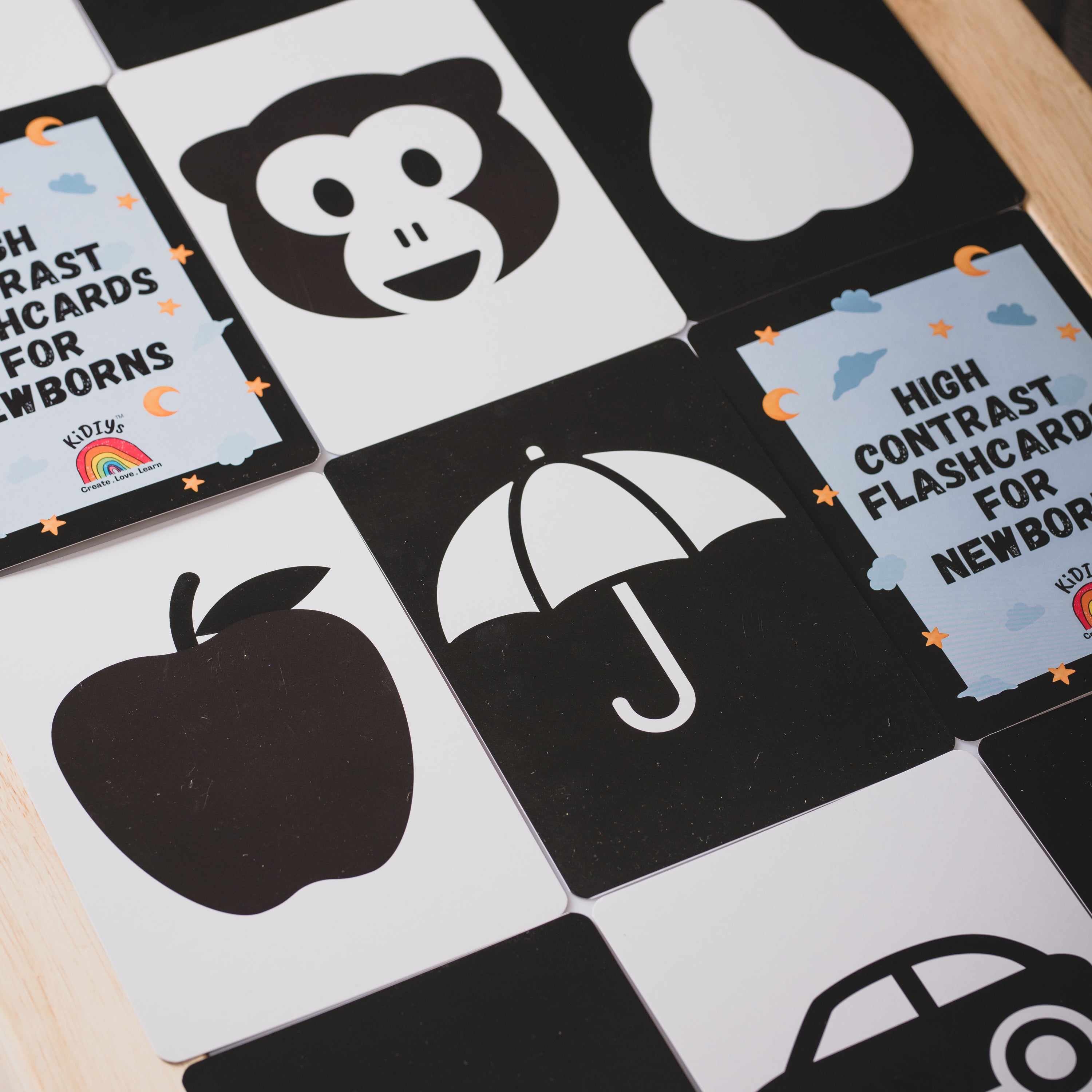 New Born High Contrast Flashcards In Black & White